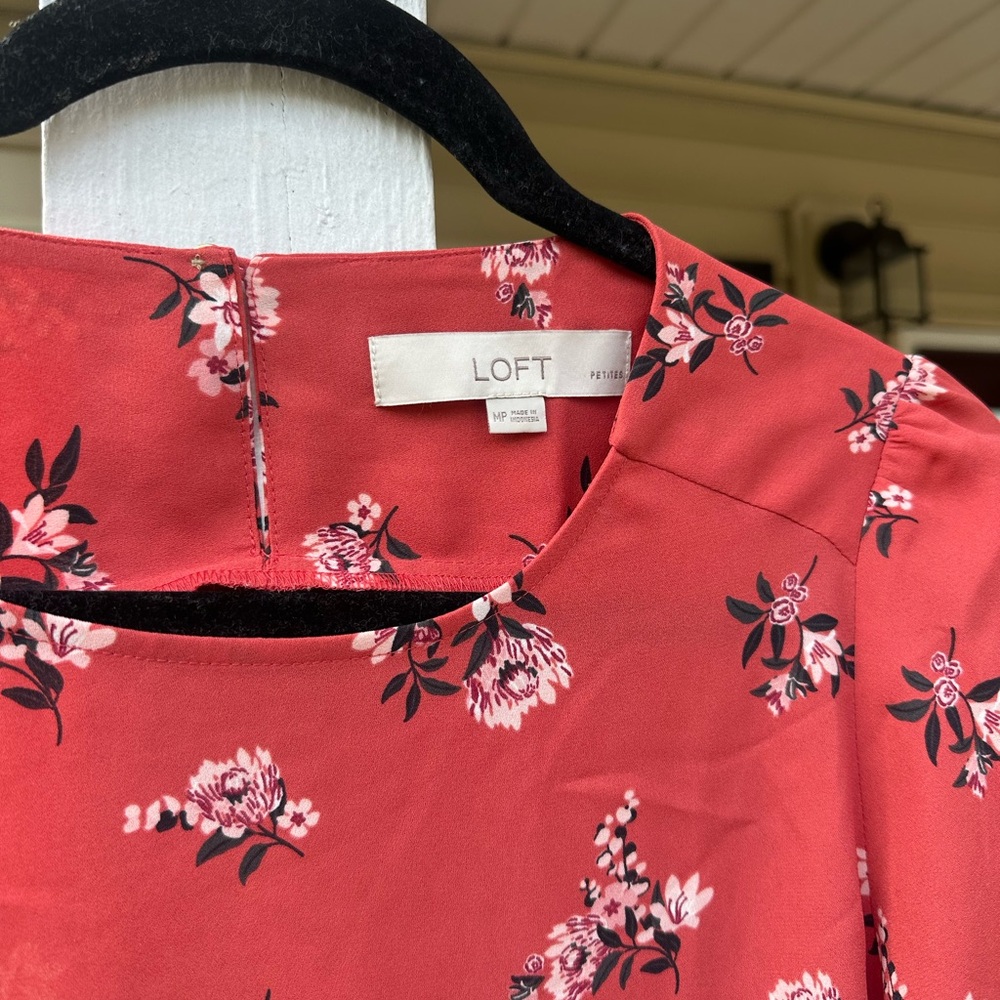 LOFT Pink Floral Blouse - Picture 2 of 6